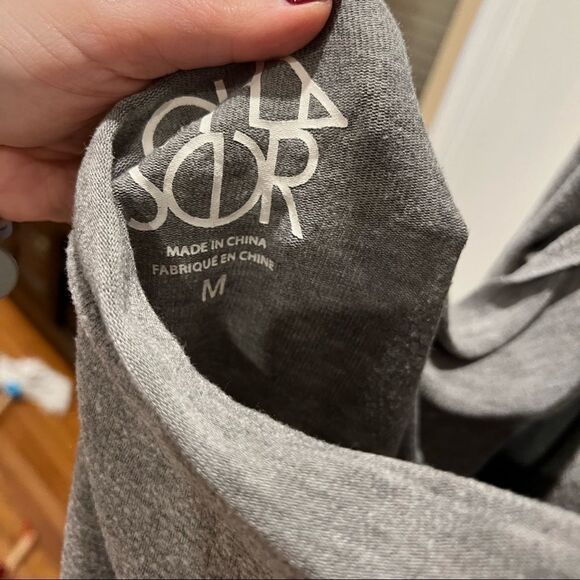 Chaser Slippers Champagne Open Back Sweater - Picture 5 of 6